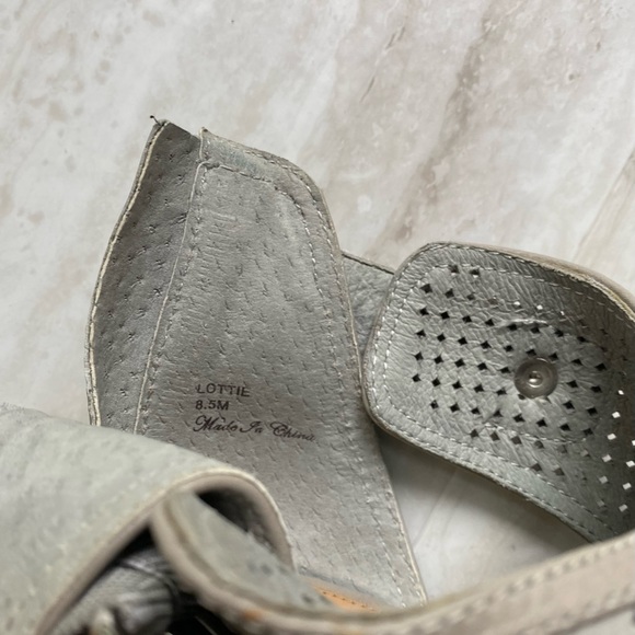 Donald j. Pliner Lottie Ankle Booties In Gray with original box. Like New - Picture 10 of 12